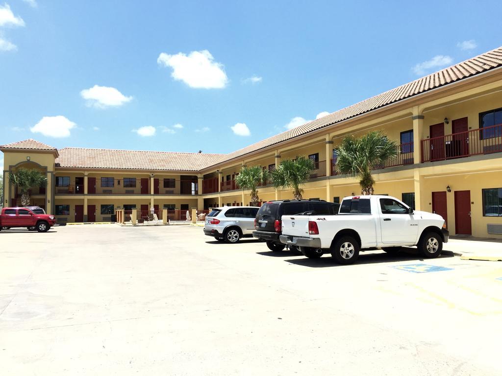Boca Chica Inn And Suites Brownsville Exteriér fotografie