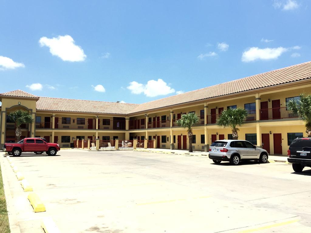Boca Chica Inn And Suites Brownsville Exteriér fotografie