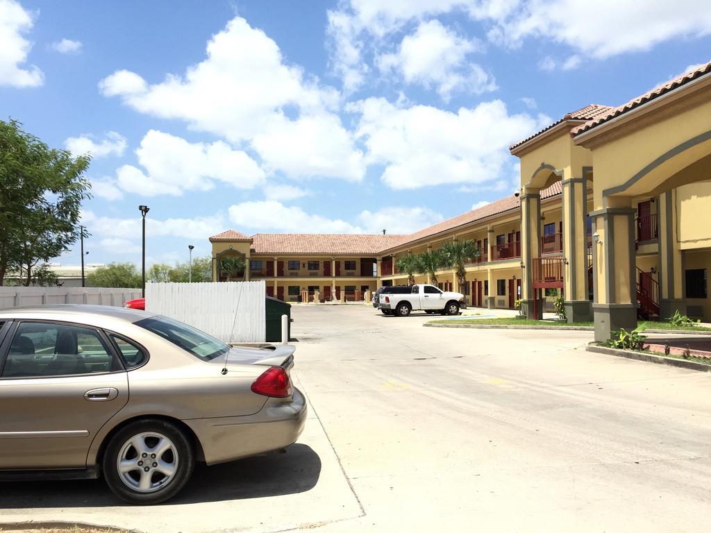 Boca Chica Inn And Suites Brownsville Exteriér fotografie